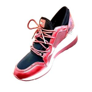 Michael  Kors womans Fashion Sneakers Size 7